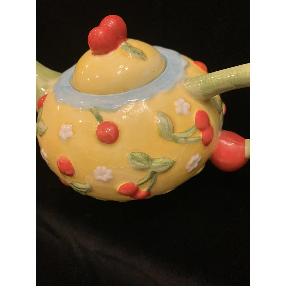 Oneida Cherries Jubilee Yellow Red Floral Ceramic Country Teapot Discontinued